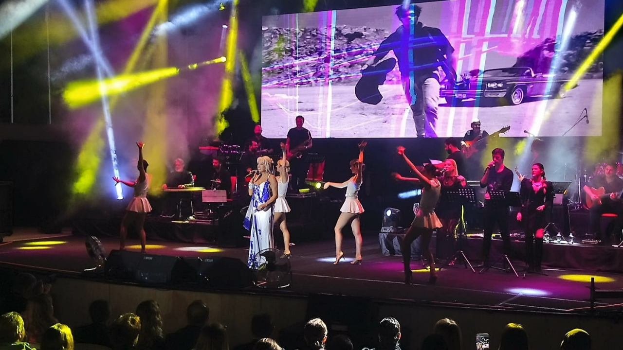 Ajda Pekkan'dan unutulmaz konser...