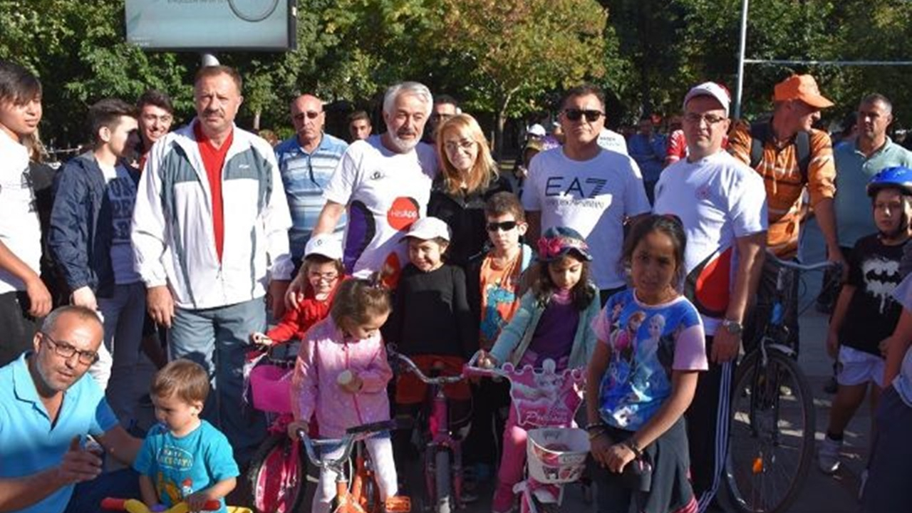 Isparta’ya Başkan Şükrü Başdeğirmen’den bisiklet yolu sözü