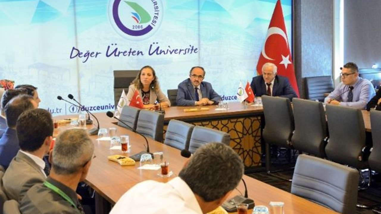 Düzce'de Rektör Nigar Demircan Çakar, şehit yakınları ve gazilerle buluştu