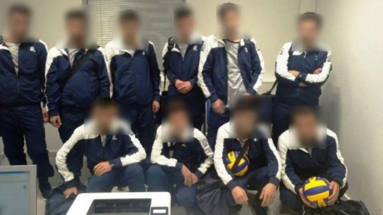 Mültecilerin 'voleybol takımı' taktiği tutmadı!