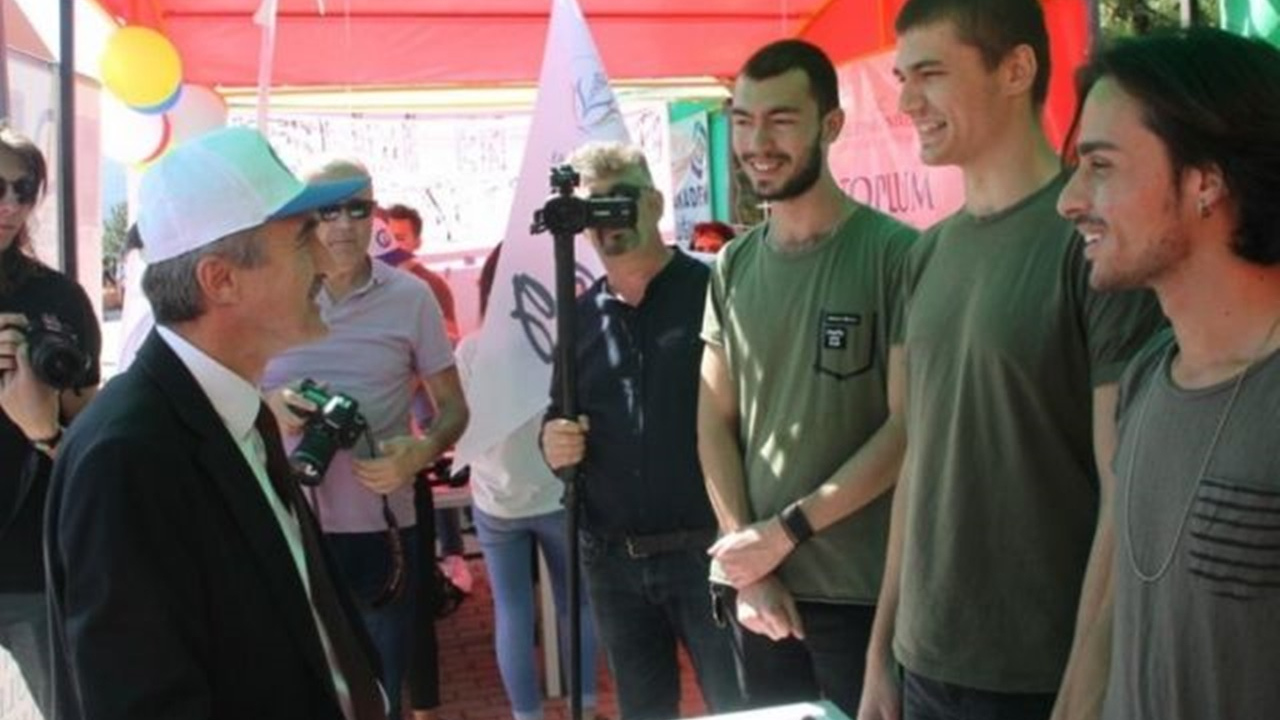 Kütahya'da Rektör Kazım Uysal, Oryantasyon etkinlik alanını ziyaret etti
