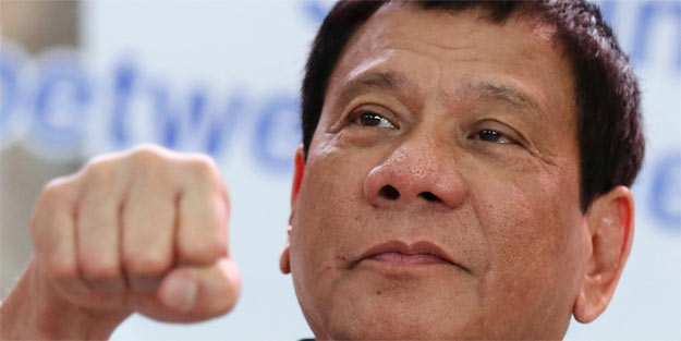 Filipinler Devlet Başkanı Rodrigo Duterte ABD'yi açık açık tehdit etti
