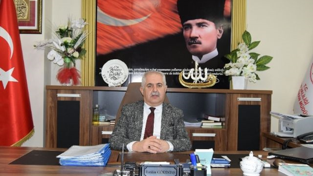 Van'da Müdür İbrahim Görentaş’tan meyve hasadı uyarısı