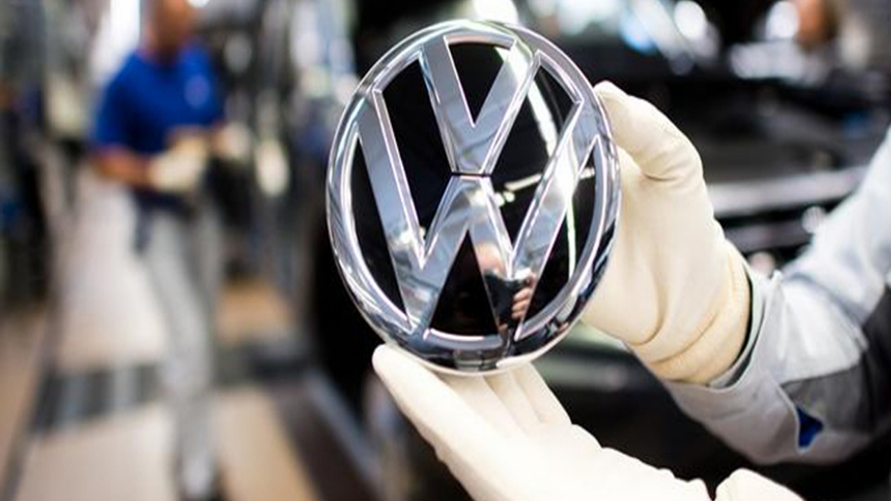 Volkswagen üst yönetimine izin çıktı!