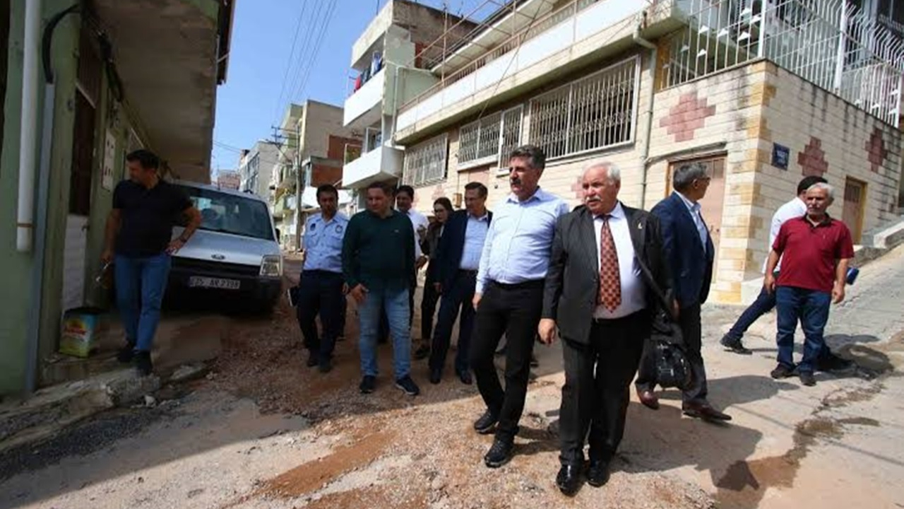 İzmir'de Başkan Serdar Sandal: "Kentsel dönüşüm için yeni bir model bulacağız"