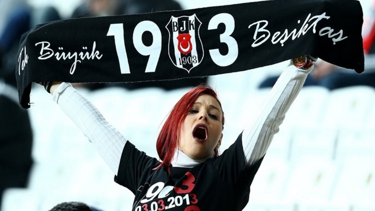 Şampiyonlar Ligi'nden Türk taraftara özel paylaşım!