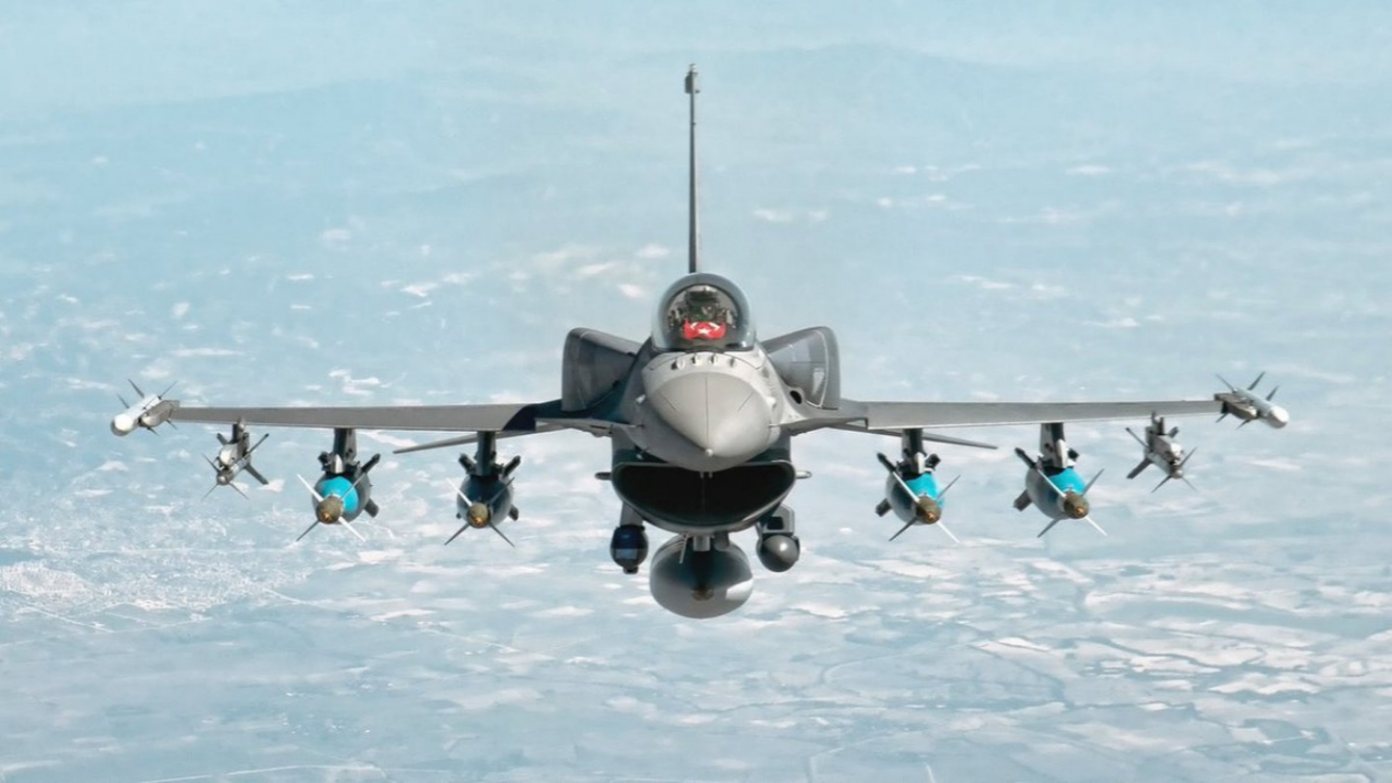 F-16'lar yeniden Suriye hava sahasında!