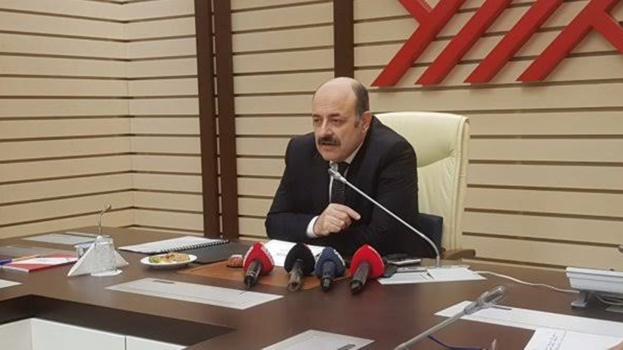 Ankara'da YÖK Başkanı Yekta Saraç, vakıf üniversiteleri hakkında konuştu