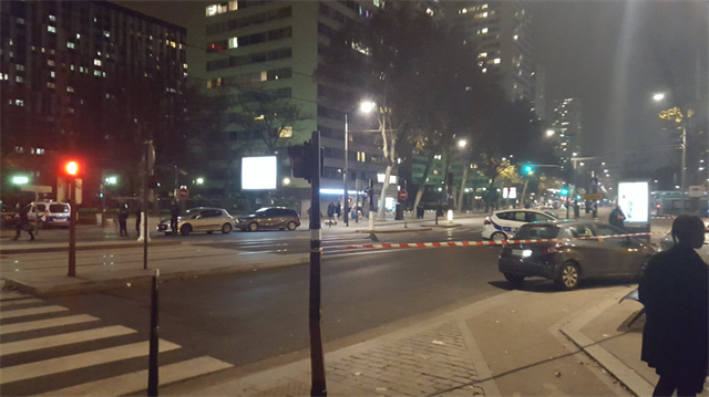 Paris'te silahlı saldırgan 7 kişiyi rehin aldı! Bu kez korkulan olmadı