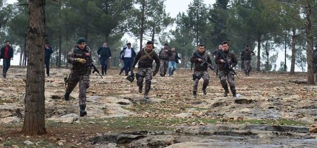 Şanlıurfa'da polise silahlı saldırı: Yaralılar var!