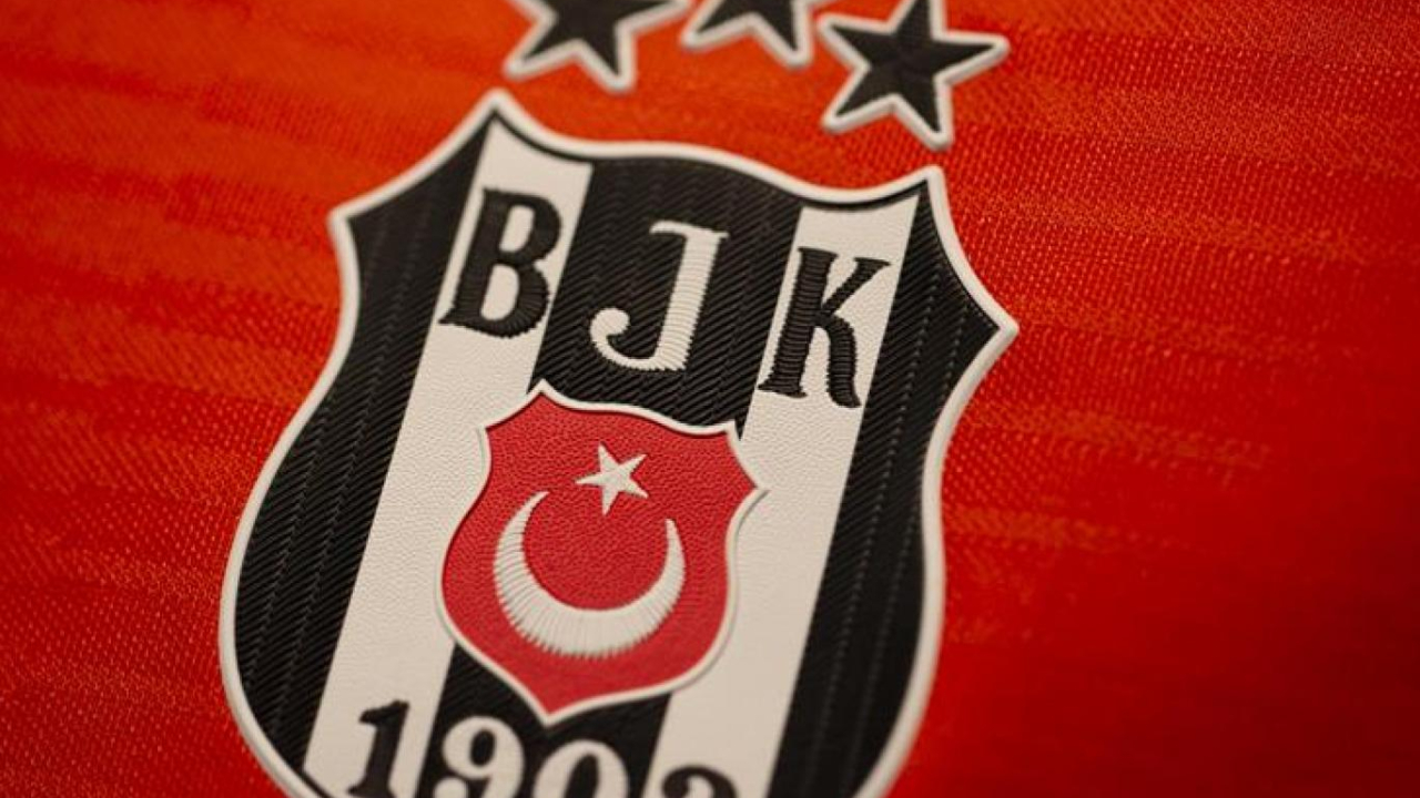 Beşiktaş'ın eski yıldızından şok tepki!