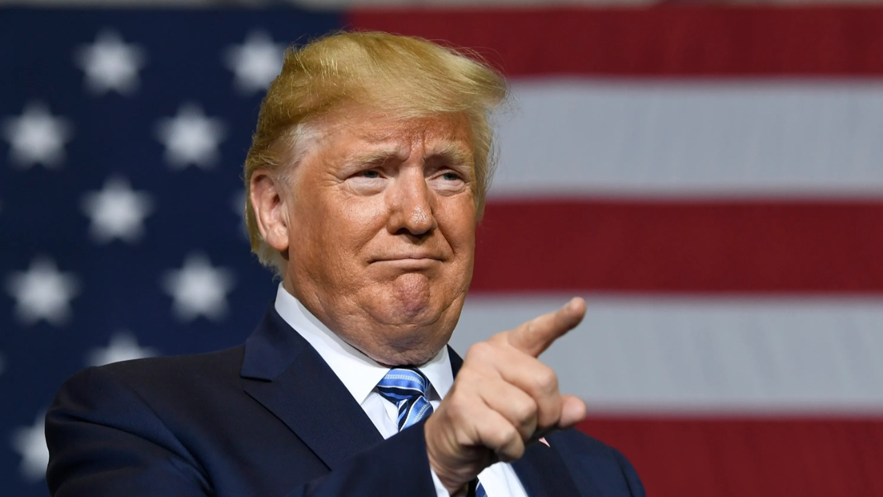 Trump'tan 'vatana ihanet' suçlaması!