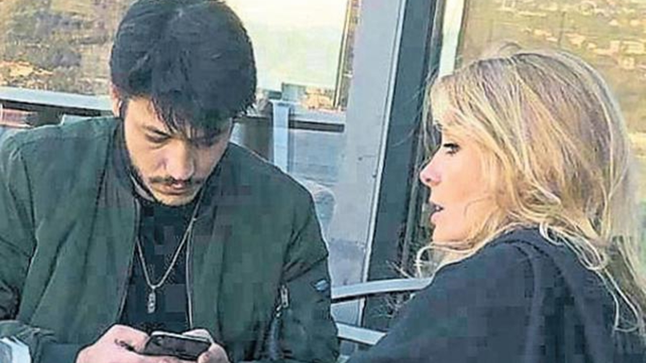 Büyük aşkı başlatan öpücük!