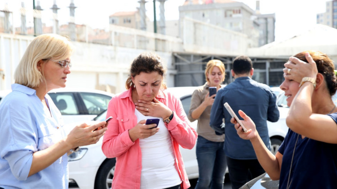 Deprem sonrası GSM operatörlerine talimat!