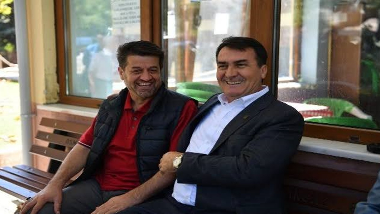 Bursa'da Başkan Mustafa Dündar halkla el ele