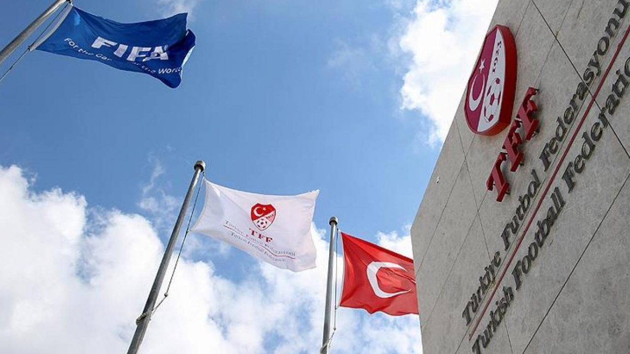 TFF'den Galatasaray ve Fenerbahçe kararı!