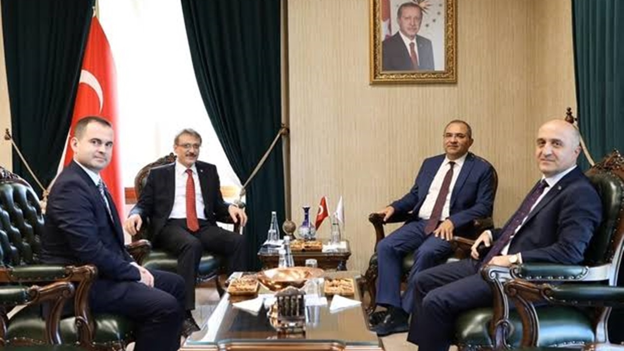 Bingöl'de İZDES heyeti Vali Kadir Ekinci’yi ziyaret etti