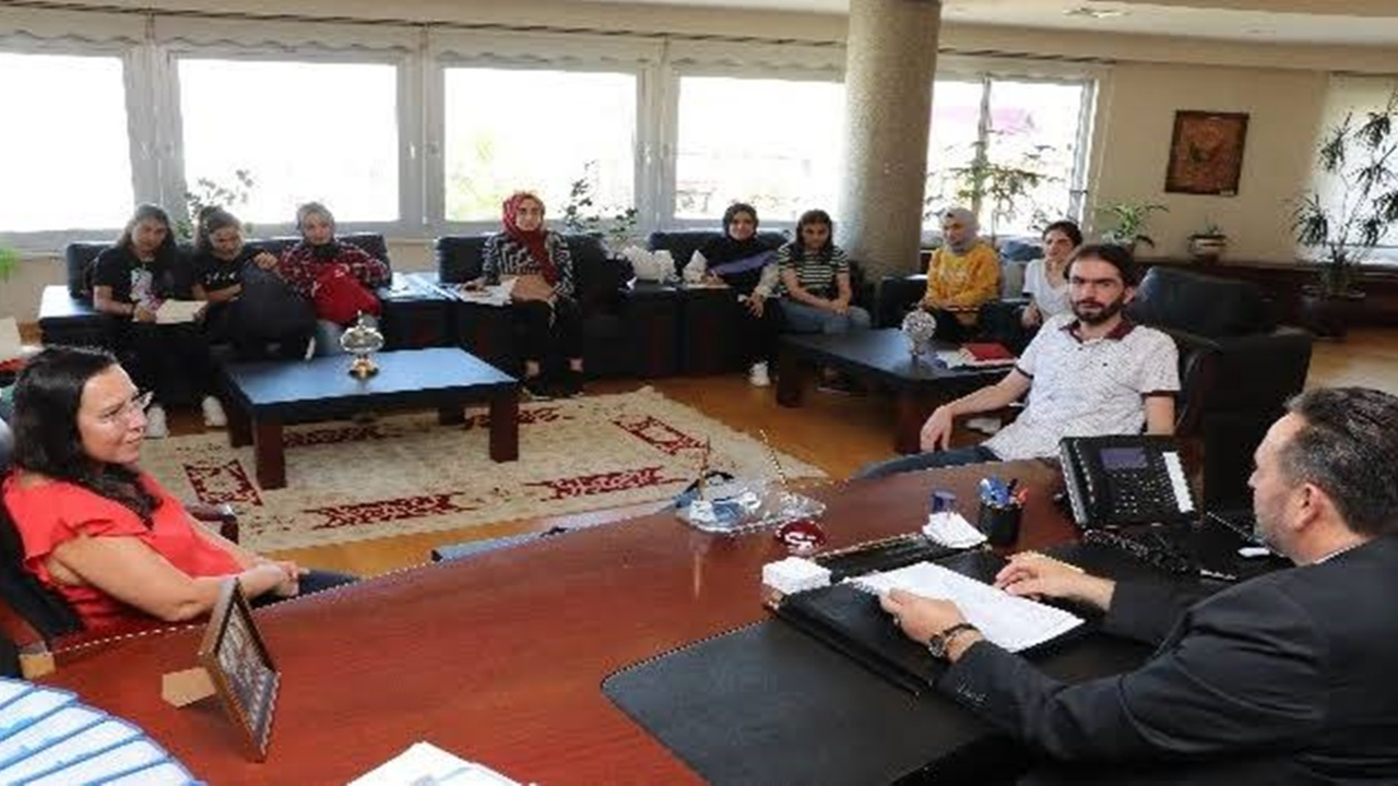 Düzce'de Başkan Okan Yanmaz “Kapım herkese açık”