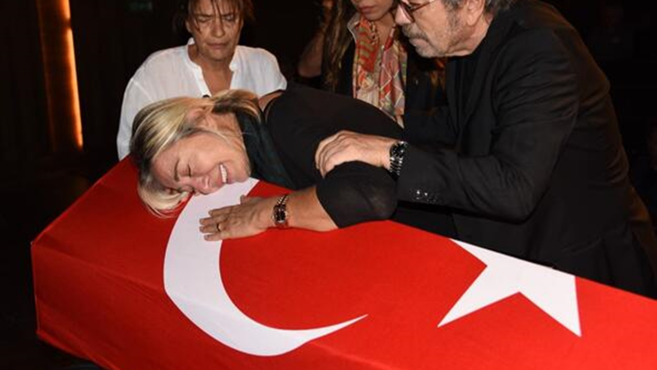 Usta oyuncu son yolculuğuna uğurlandı!