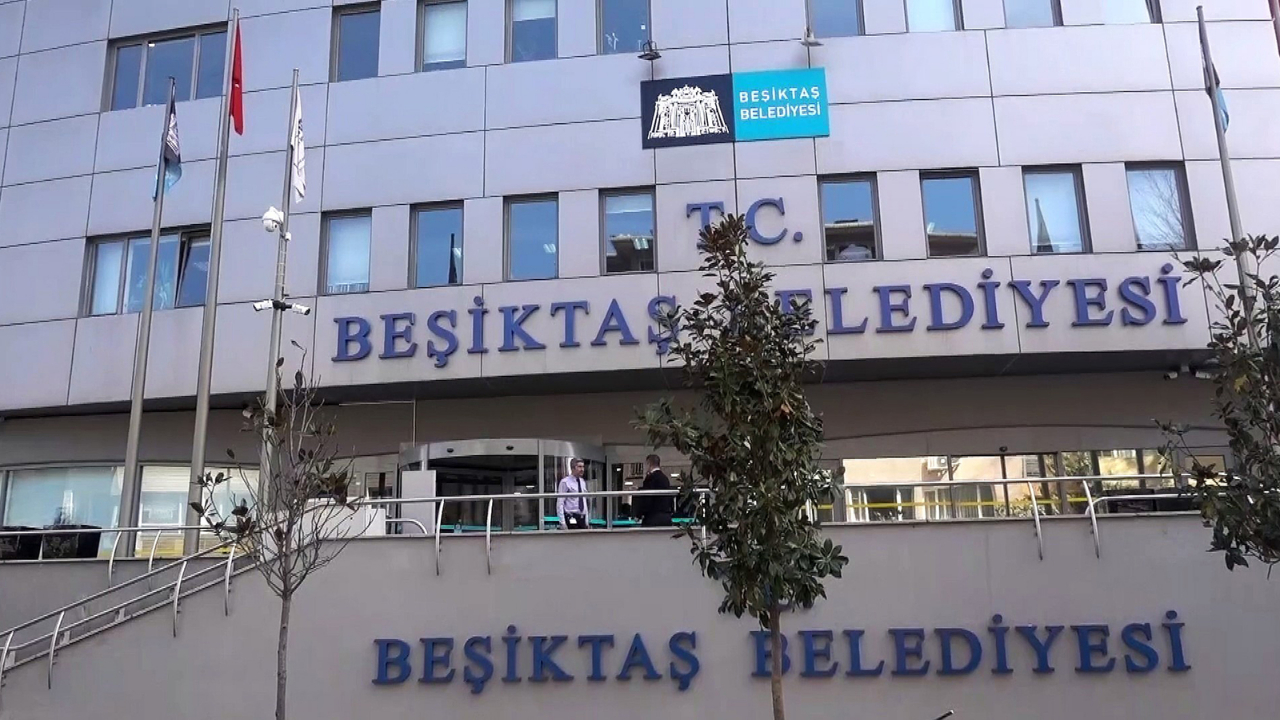 CHP'li Beşiktaş Belediyesi'ndeki torpil istifa getirdi!