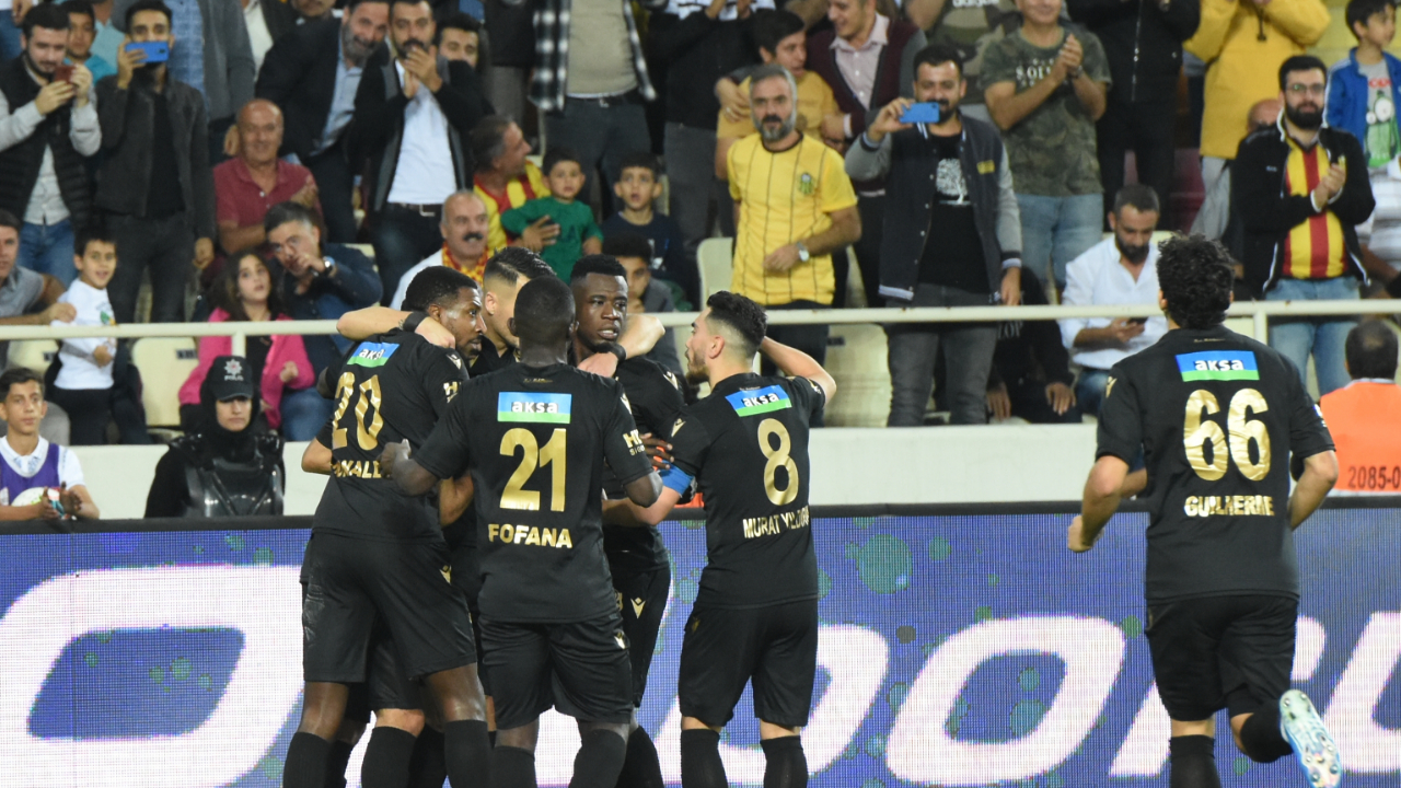 Malatyaspor, Denizlispor'a gol oldu, yağdı!