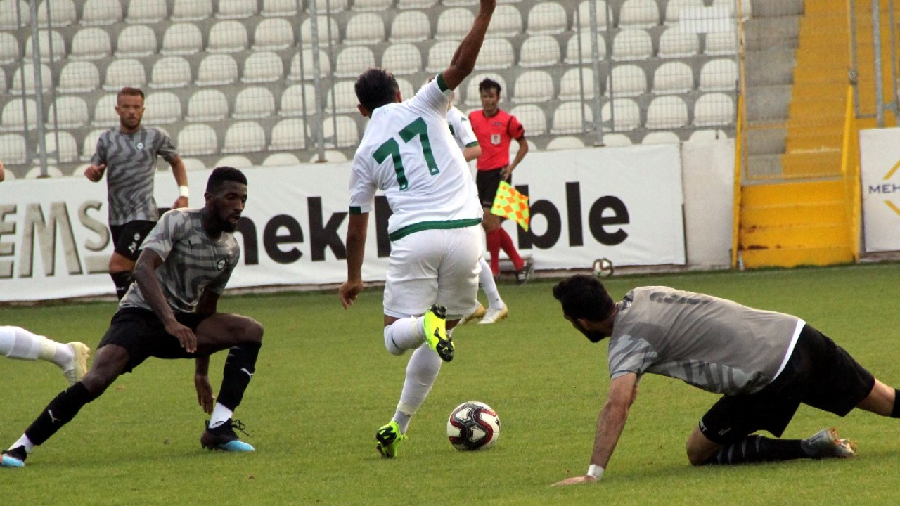 Altay evinde Bursaspor'u 2-1 yendi!