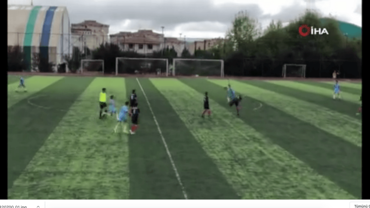 Futbolcu ölümle pençeleşirken oyunu devam ettirdi