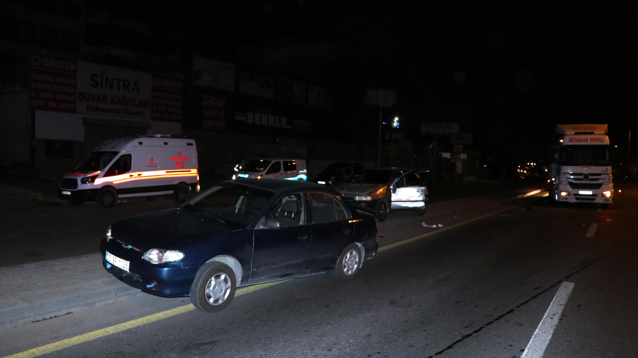 Ankara'da  zincirleme trafik kazası: 2'si çocuk, 4 yaralı