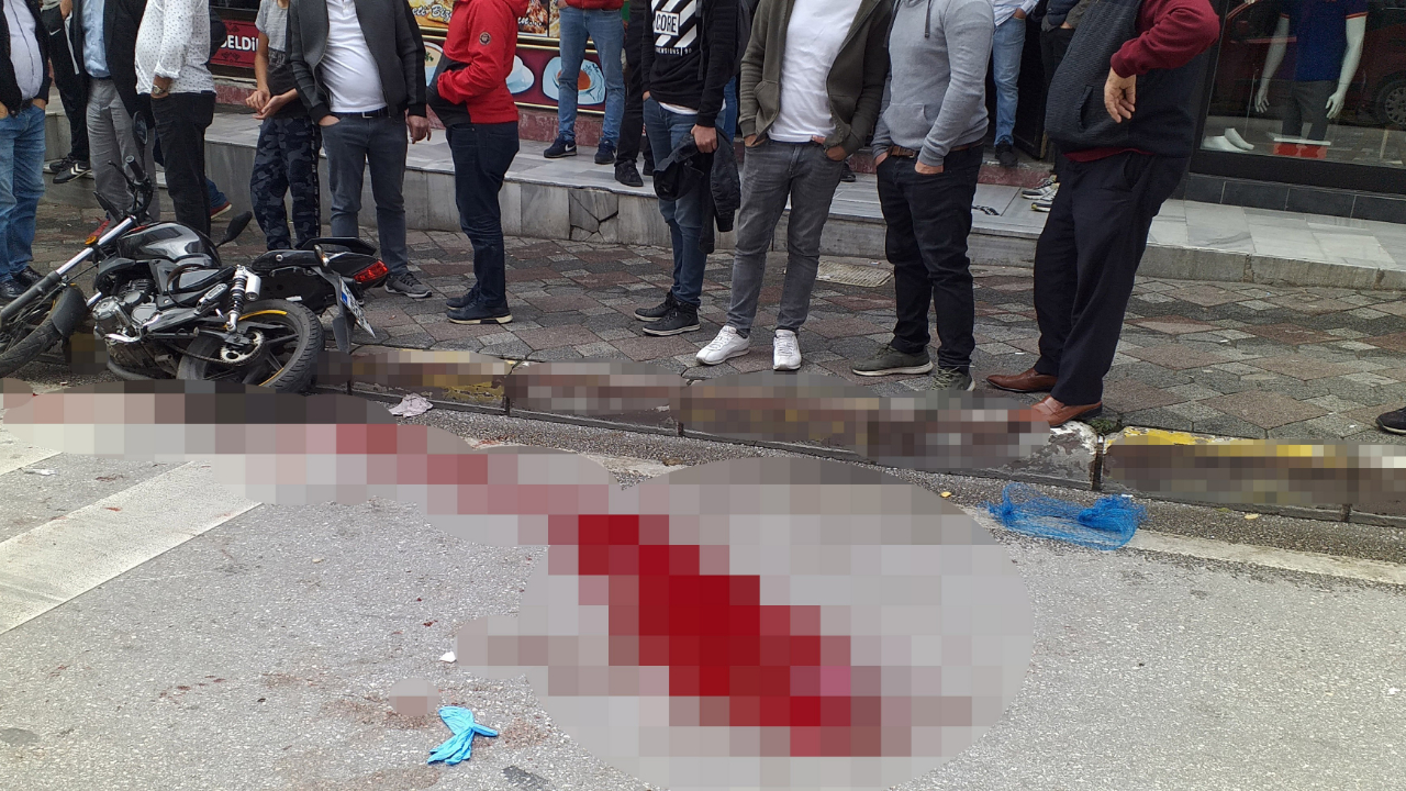 Motosiklet sürücüsünün ayağı koptu!