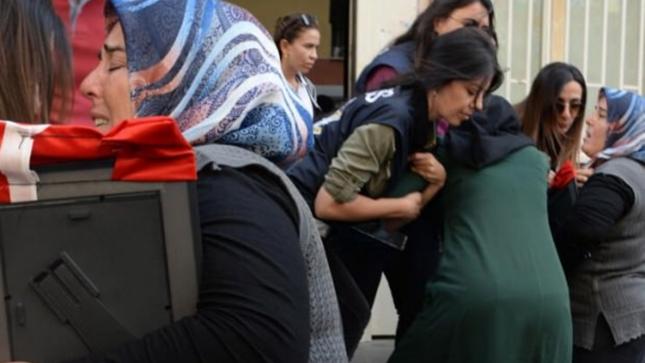 HDP'liler yine ailelere sataştı!