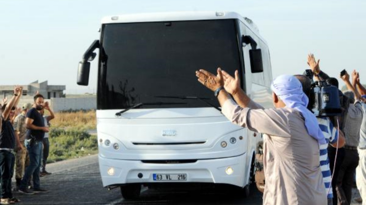 Askerlere coşkulu karşılama!