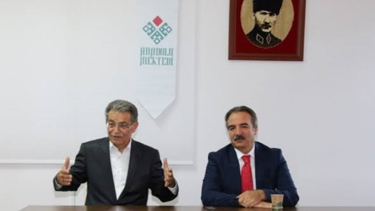 Nevşehir'de Rektör Mazhar Bağlı Anadolu Mektebi öğrencileriyle buluştu