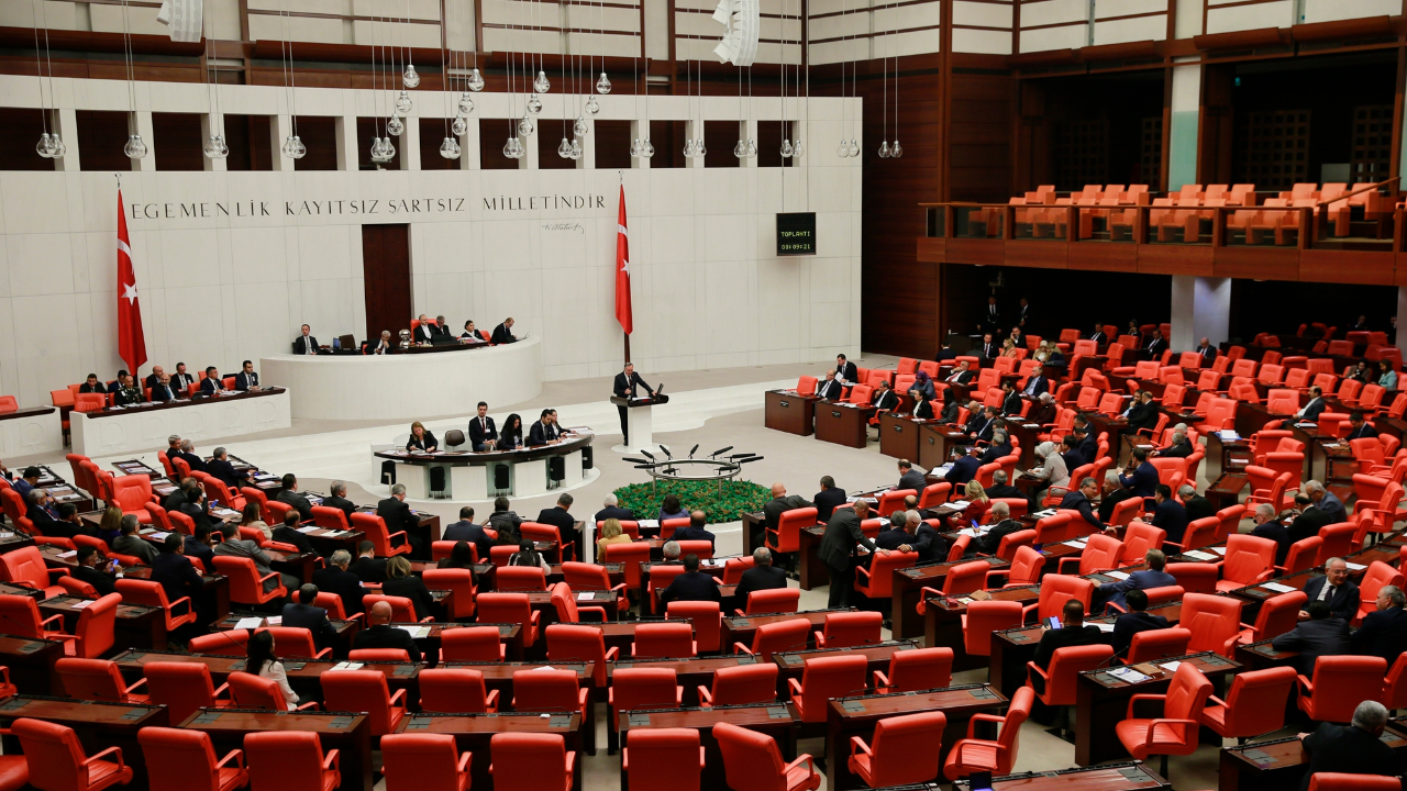 Suriye ve Irak tezkeresi bir yıl uzatıldı...
