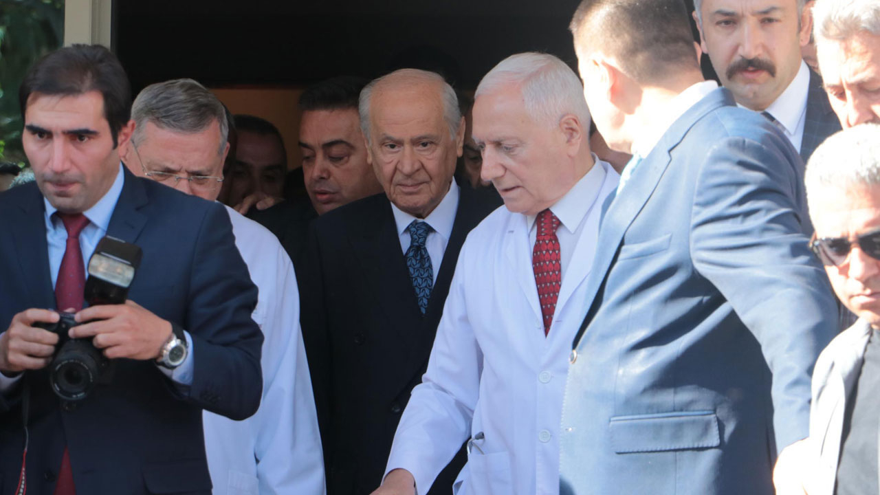 "FETÖ’cü alçakların elinden çekti çekeceğini"