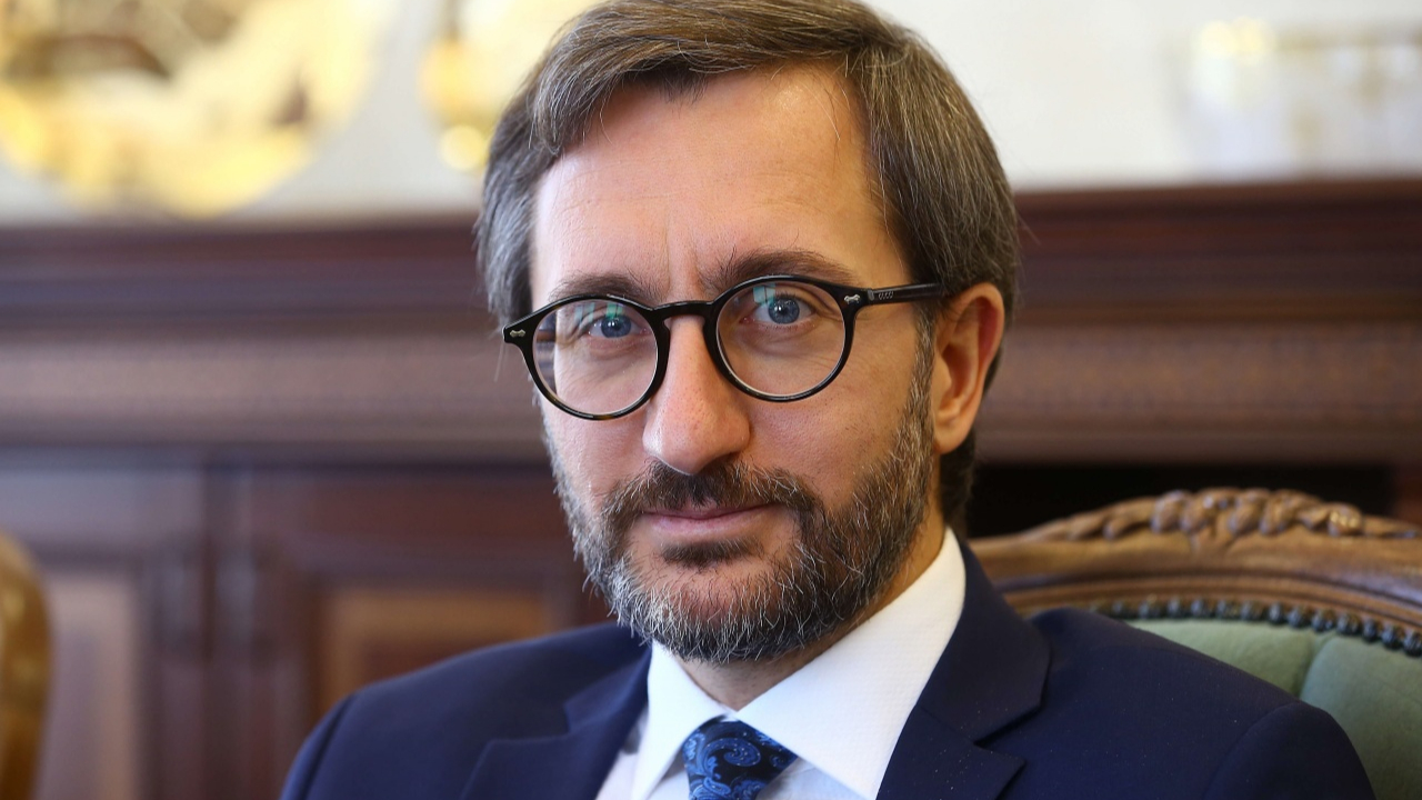 Duygulandıran sözler! 'Bu millet eğilmez'