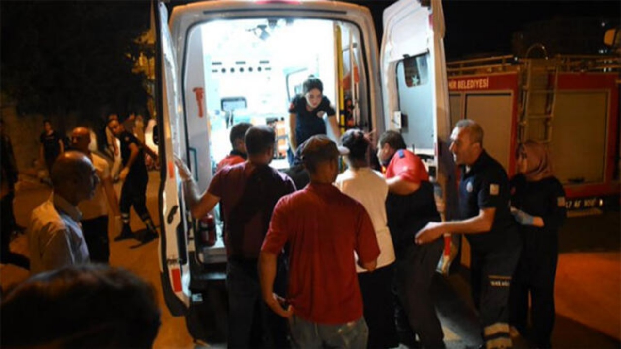 Teröristler Mehmetçik'ten kaçıp sivillere saldırıyor