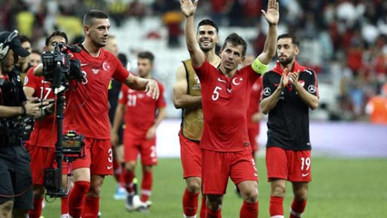 Emre Belözoğlu takımla birlikte çalıştı!
