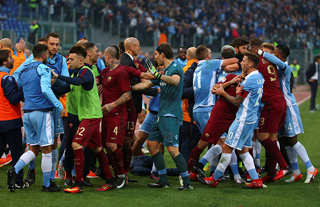 Kavgalı derbide gülen taraf Roma oldu