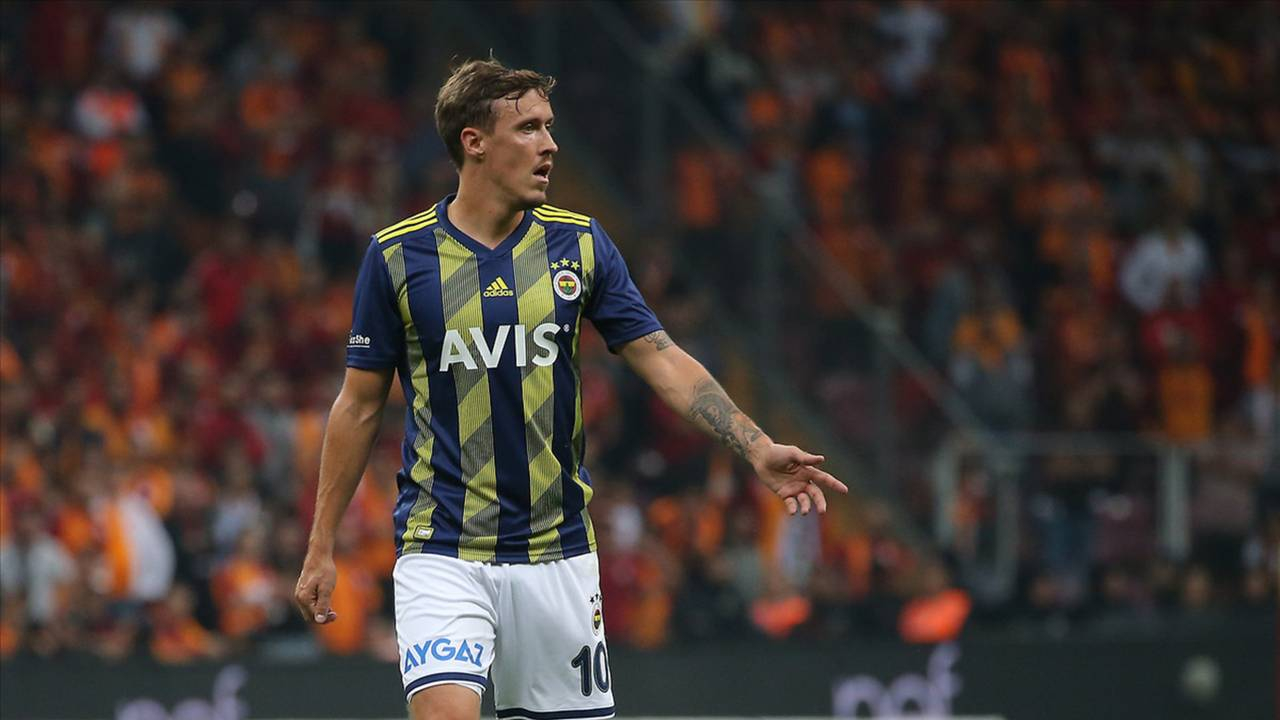 "Antrenörün saha içindeki eli gibi!"