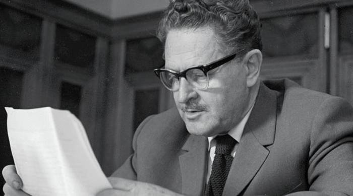 Nazım Hikmet'in kendi sesinden 'Ceviz Ağacı' şiiri / VİDEO