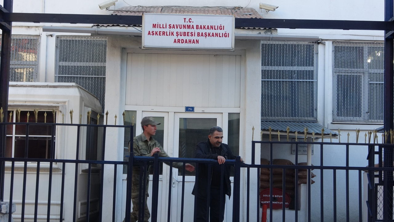 Barış Pınarı Harekatı'na katılmak için askerlik şubesine başvurdu!