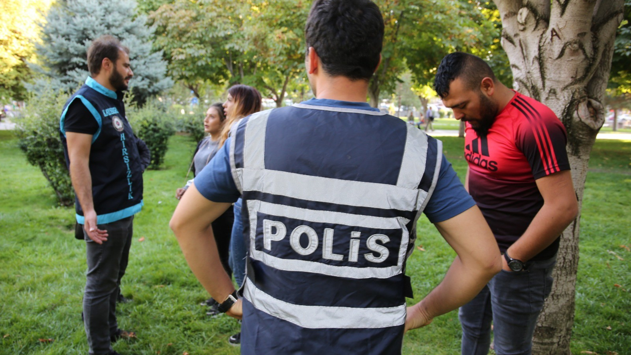 81 ilde eş zamanlı operasyon