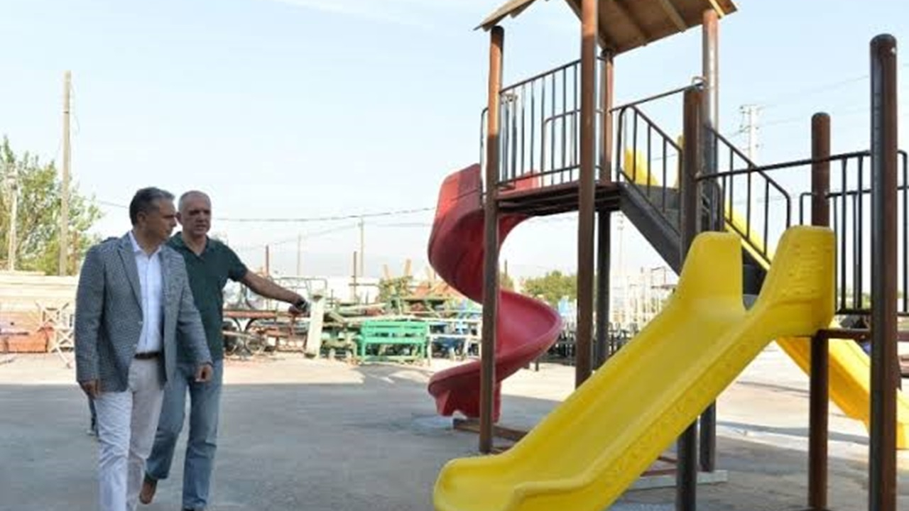 Antalya'da Başkan Ümit Uysal, “Spor setleri de üreteceğiz”