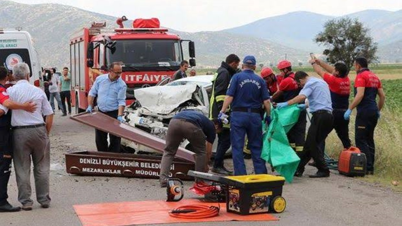 Denizli’de kahreden kaza: 3 ölü