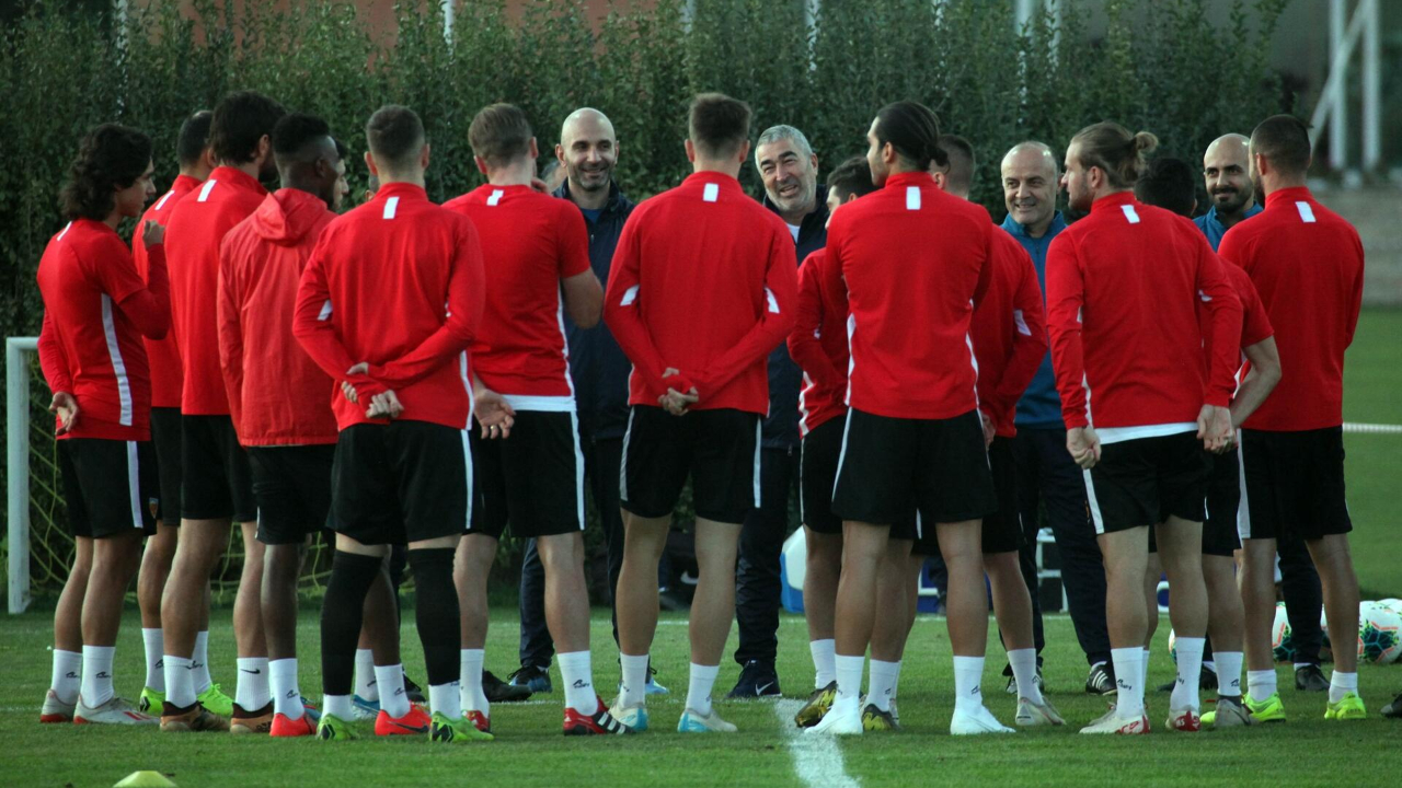 Süper Lig ekibinde beklenmedik kriz!