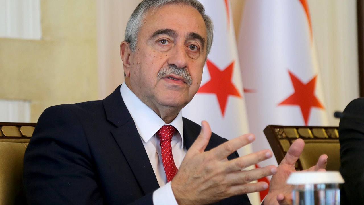Mustafa Akıncı geri adım attı