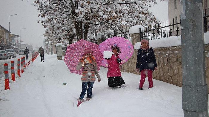 Kar tatilleri başladı! Eğitime 2 gün ara verildi