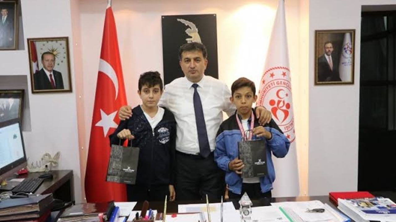 Kayseri'de Şampiyon Taekwondocular’dan Murat Eskici’ye ziyaret