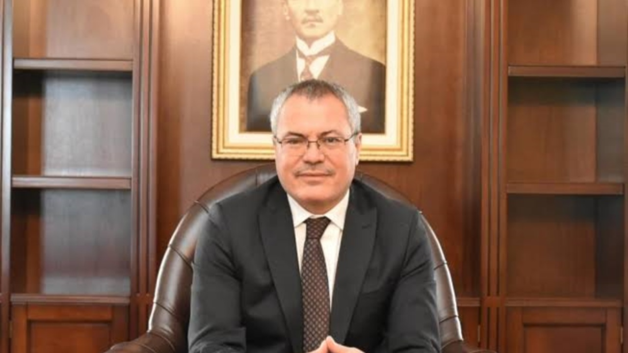 AK Parti Kars İl Başkanı Adem Çalkın durmak bilmiyor