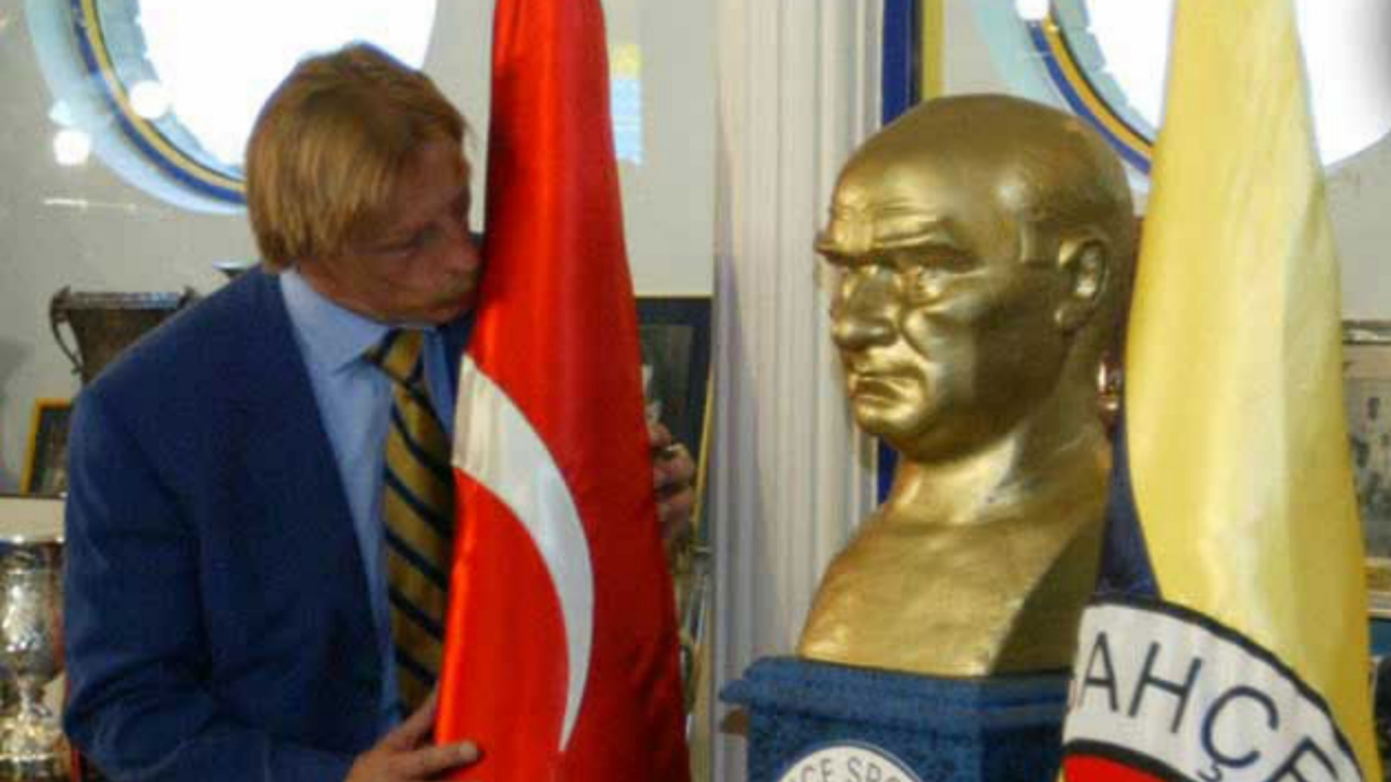 'Tüm askerlere selam olsun'
